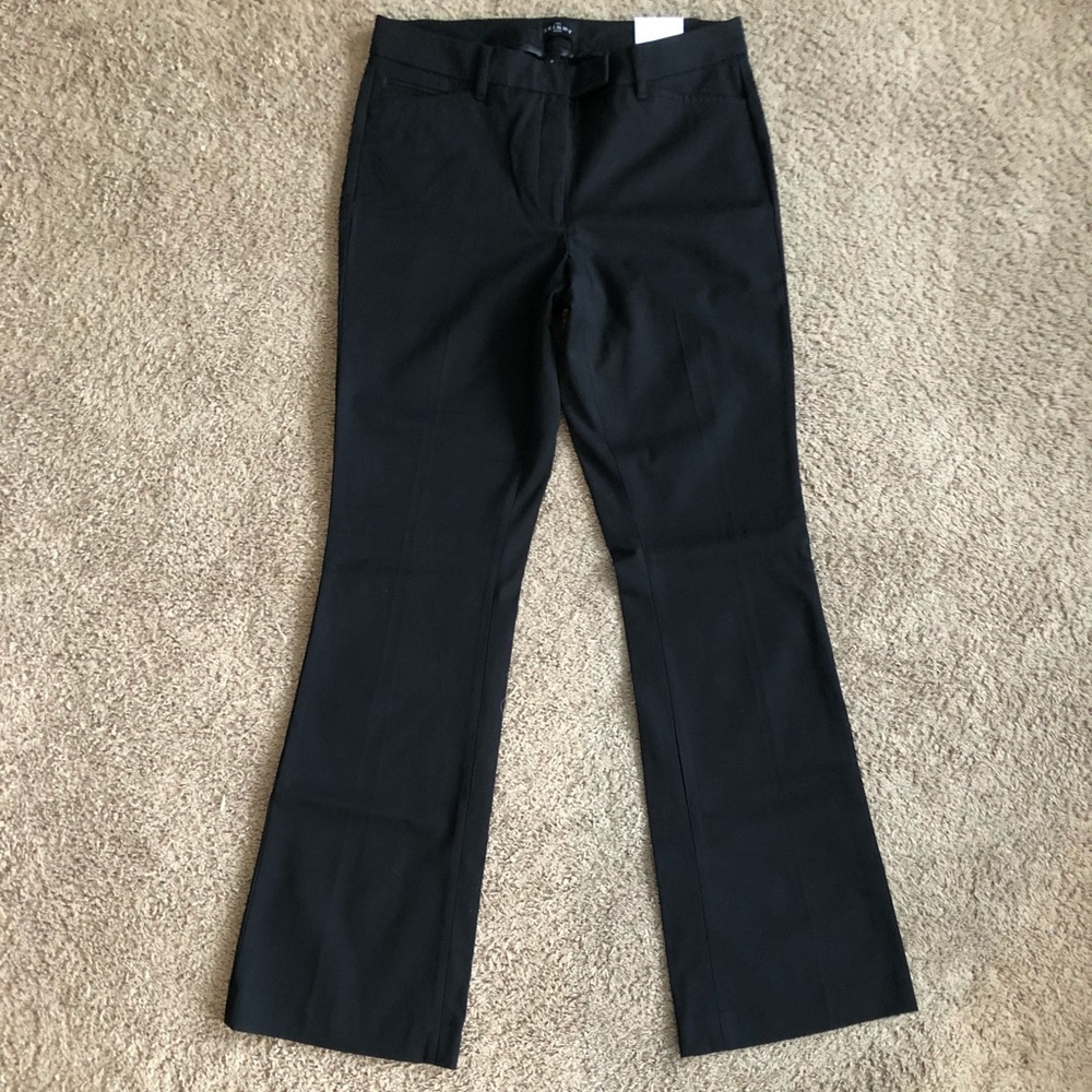 White House Black Market Size 8R boot leg pants